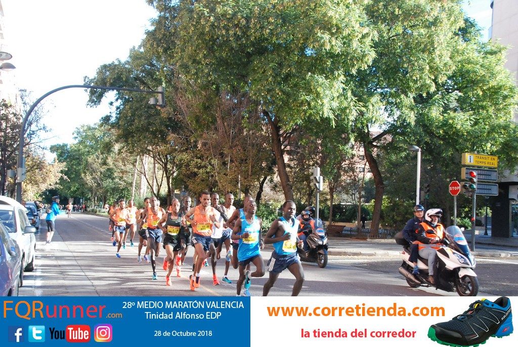 Record del Mundo de Media Maratón pulverizado en Valencia por Kiptum
