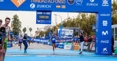 La atleta alemana Klosterhalfen se impone en el Medio Maratón Valencia 2022